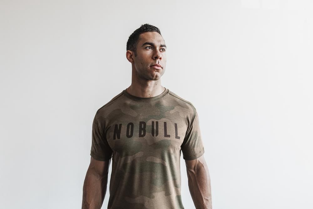 NOBULL Men's Tee - Army Green Camo - Ireland (2631QHJPL)